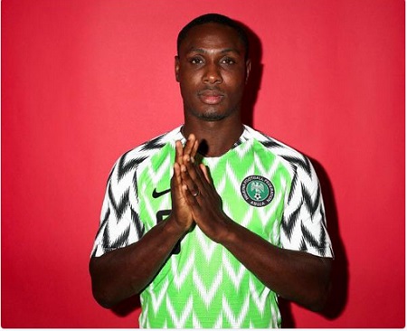 Photo of Ighalo Begs Nigerians For Forgiveness After Match Blunders