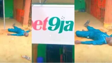 Photo of Man Collapses After Losing N200k Loan At Bet9ja Shop